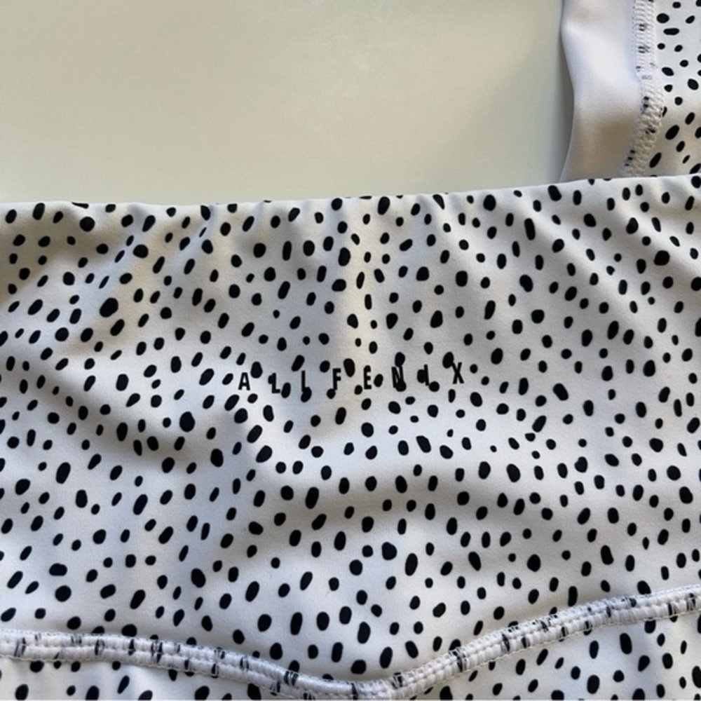 ALL FENIX × ANTHROPOLOGIE Montana High Rise Legging White with Black Dots Spots - Picture 5 of 6